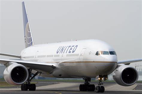 fileboeing   united airlines anjpg wikimedia commons