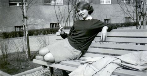 40 vintage cool snaps of ladies smoking cigarettes in the past