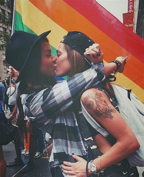 Pinterest C A I L E I G H Lesbian Pride Lgbtq Pride Lesbians