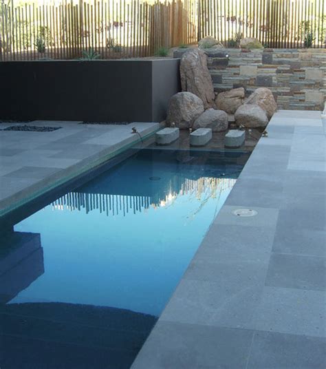 Avere una piscina in giardino è il sogno di tutti per rilassarsi nelle calde giornate d' . 70 Foto di Piccole Piscine Interrate per Piccoli Giardini | MondoDesign.it