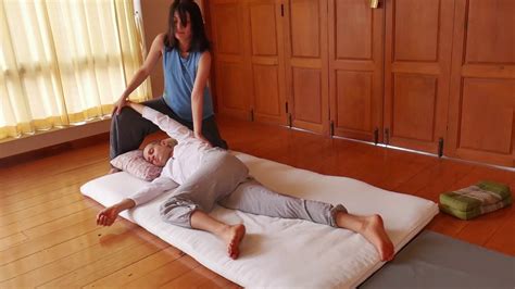 thai advanced stretching massage by nami aida youtube