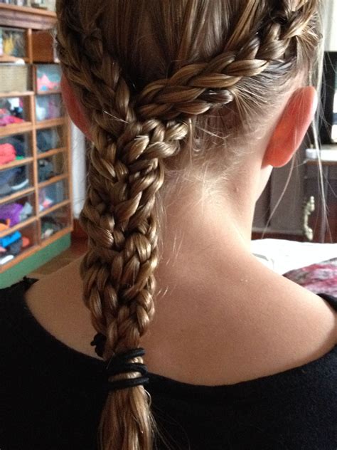 an amazing hairstyle looks so complicated but actually so easy