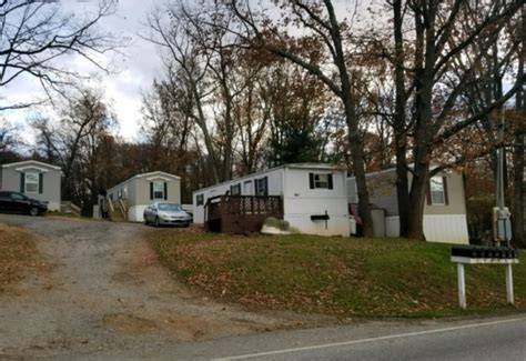 space mobile home park mobile home park  sale  hanover pa