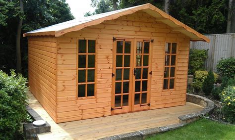 hideaway summer house   sheds reading berkshire