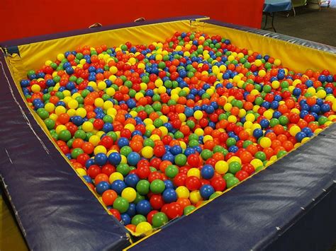 diy   home ball pit   age wow amazing