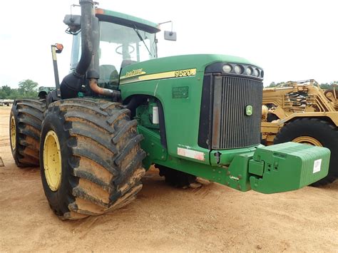 john deere  scraper tractor vinsnrwe mfwd  remotes