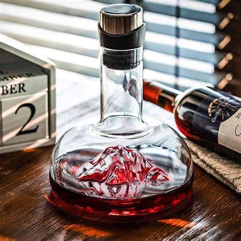 The 8 Best Wine Decanters Of 2022