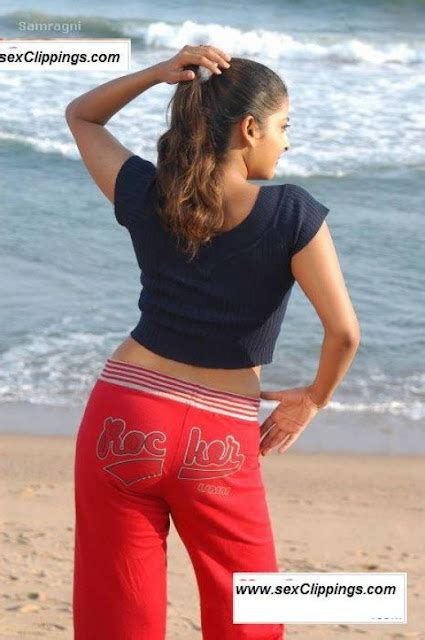Garam Masala Blog Hot Actress Sexy Back Show Part 1