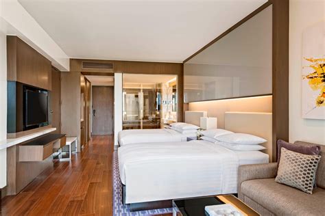 hotel rooms  suite accommodations  resorts world manila marriott hotel