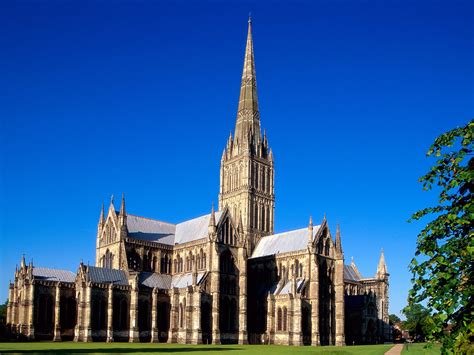 salisbury cathedral built   style  early english gothic architecture traveldiggcom