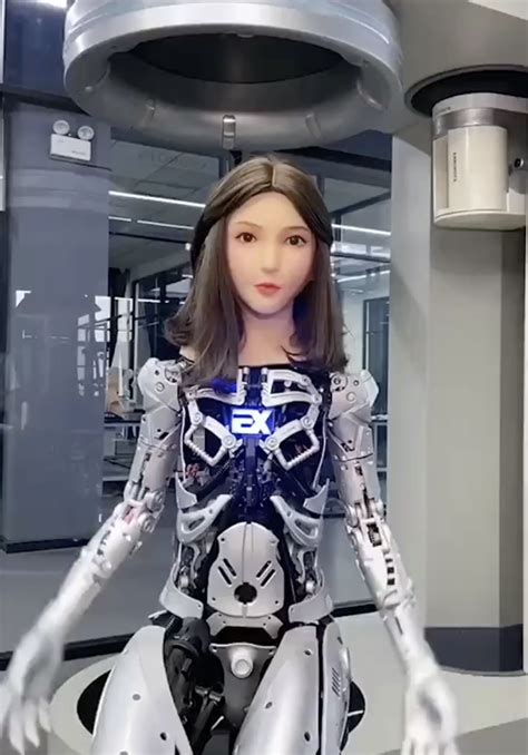ex robot near the 3d scanner ds doll robotics