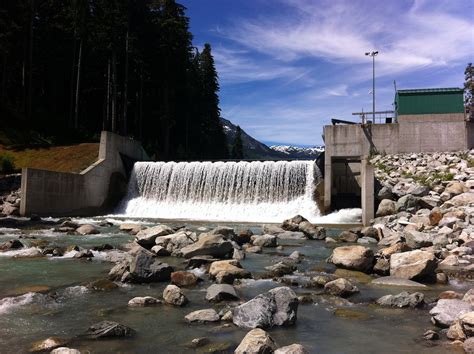 small hydroelectric dams increase globally   research