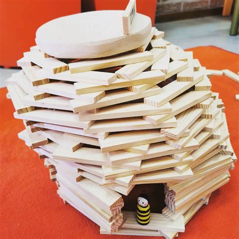 juf ester klaver  instagram twee jongens maakten deze prachtige bijenkorf kapla bouwhoek