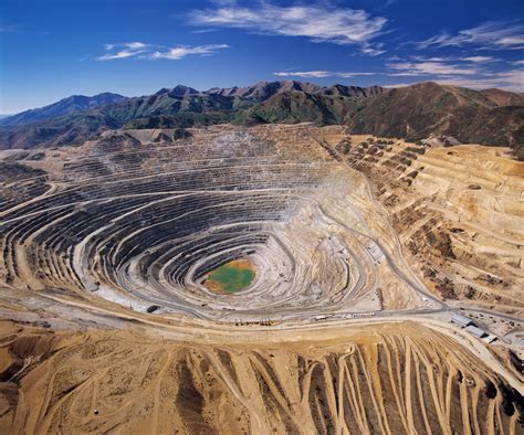 open pit copper  aerial view  kennecott bingham cany flickr