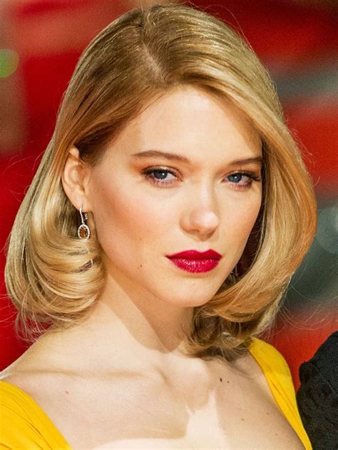 The 12 Best Red Lipsticks Ever Created According To