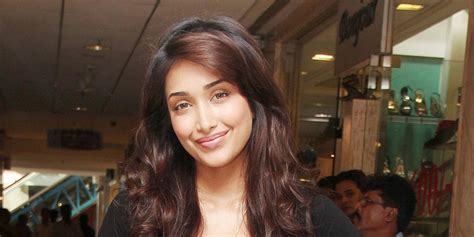 Bollywood Actress Jiah Khan Commits Suicide Aged 25