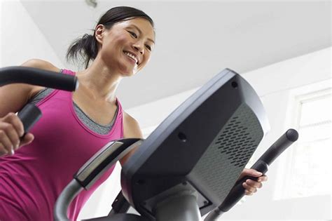 How To Improve Your Running With Elliptical Training Johnson Fitness
