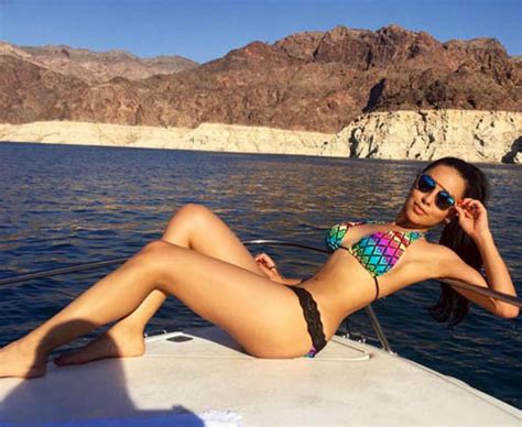 sol perez instagram world s hottest weather girl flashes