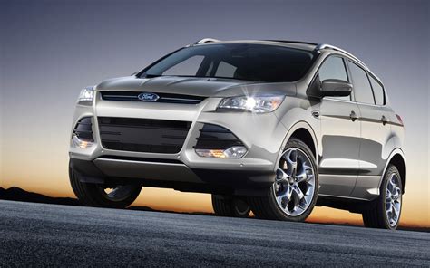 ford escape  toujours aussi agreable guide auto