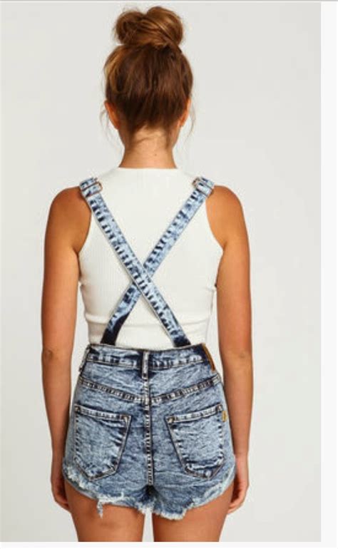 Onthatile Sekano Dungarees Are Back