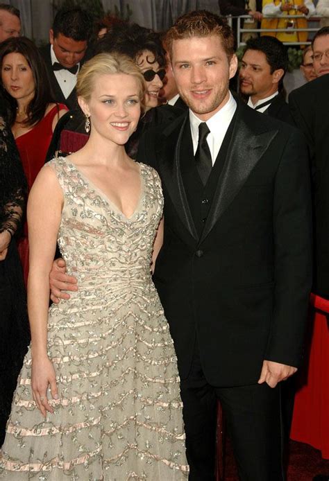 reese witherspoon fighting with ex husband ryan phillippe