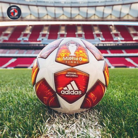 balón ⚽️ de la final de la uefa champions league madrid