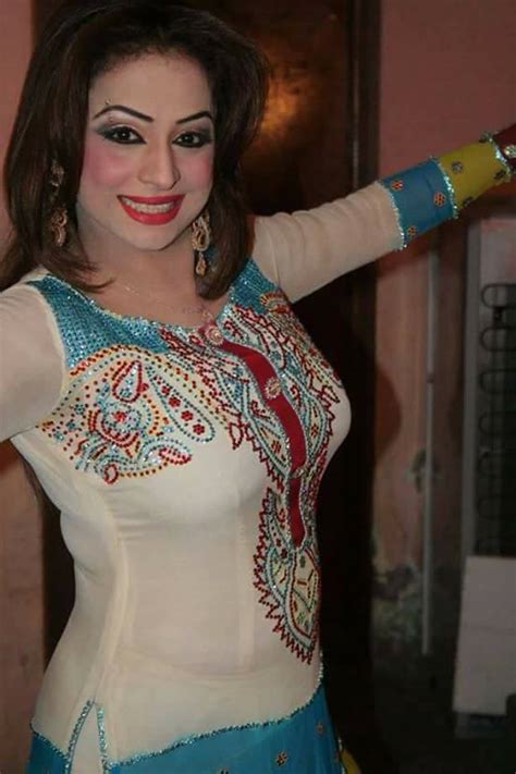 pakistani hot mujra seductive dance home facebook
