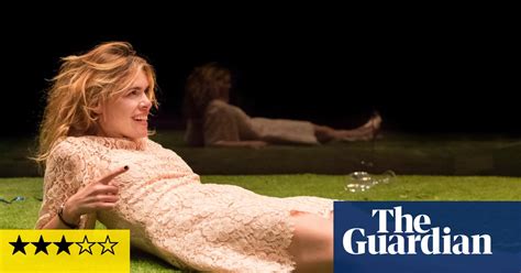 Yerma Review Billie Piper Gives A Breathtakingly Uninhibited