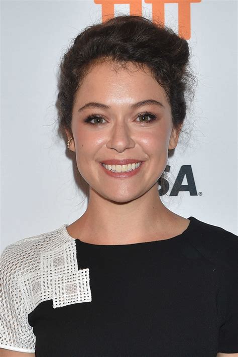 tatiana maslany at the two lovers and a bear premiere