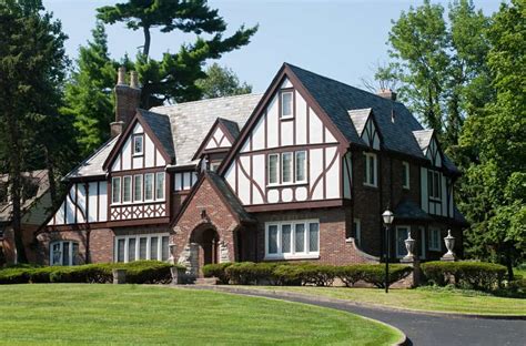 tudor style homes mansions historic  contemporary photo examples home stratosphere