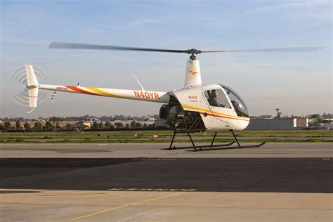 robinson  helicopter celebrates  years