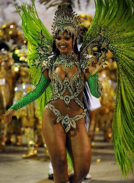Pin By Kims Heart On Projects To Try Carnival Outfits Carnival
