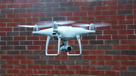 fly  dji phantom  pro drone flying lessons  drone pilots