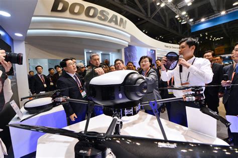 doosan mobility innovation unveiled  hydrogen fuel cell drone   drone show  korea