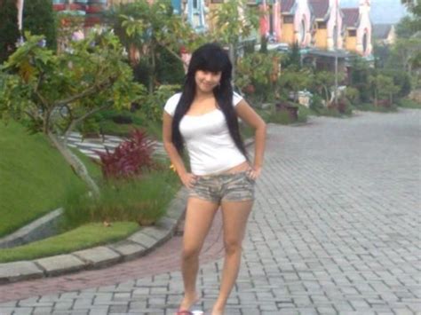 sexy indonesian girls in white shirt 17