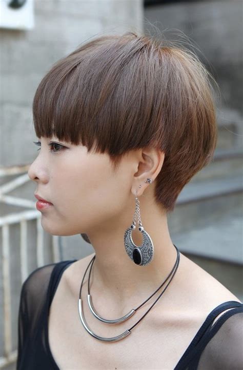 prominent asian short hairstyles  women hairstyle  women