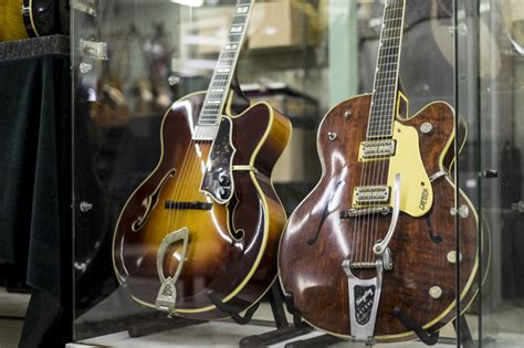 in pictures gardiner houlgate guitar auction march 2017
