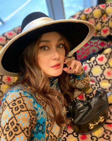 Profil Dan Biodata Luna Maya Lengkap Dengan Foto Terbaru