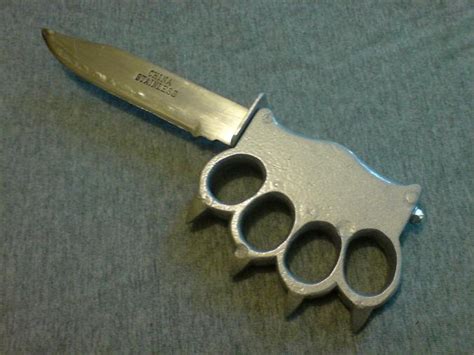 weaponcollector s knuckle duster and weapon blog ww1 trench knife copy knuckle duster knife