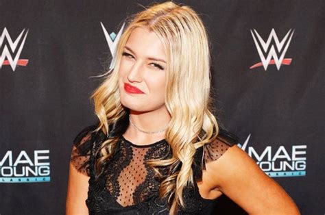 toni storm naked pictures leaked wwe star deletes social media daily star