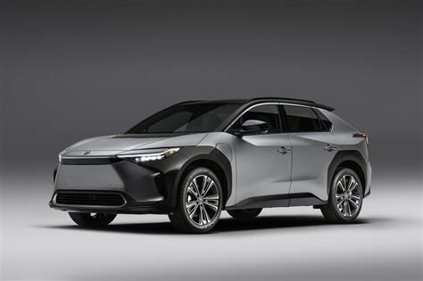 toyota debuts  electric bzx production model toyota canada