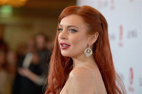 lindsay lohan gives frightening life updates on social media very real