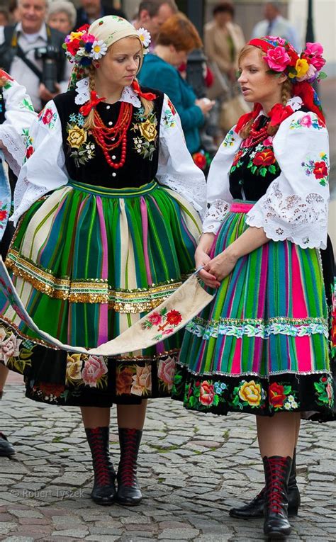 Folk Dresses Dance Dresses Polish Clothing Costumes Around The World