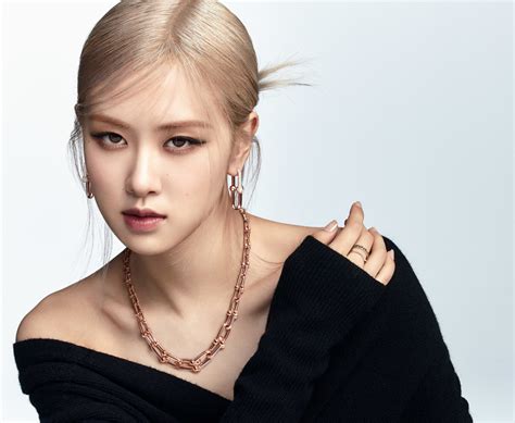 tiffany and co taps blackpink s rosÉ as its new global ambassador