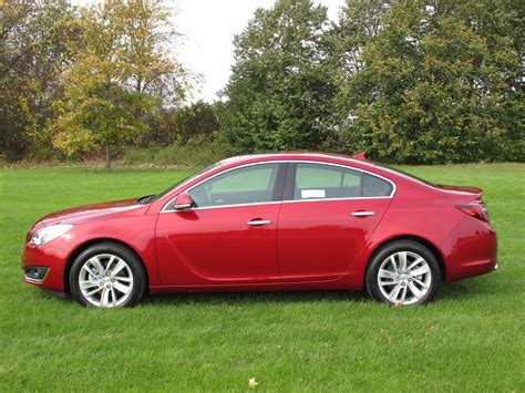 canadian auto review  buick regal
