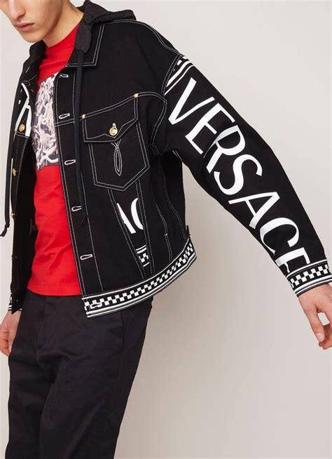 lichte jassen heren versace de bijenkorf versace casual herenmode herenmode casual