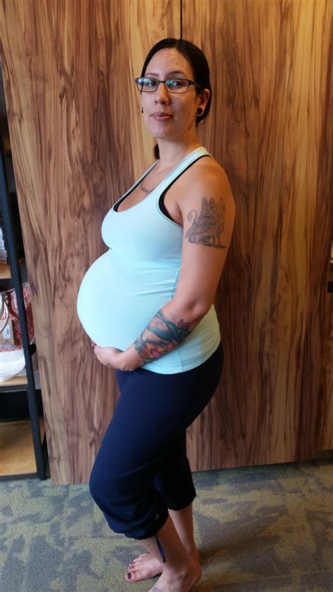 Monday Bump Pic And Info Thread If It Contains A Pregnant Belly It