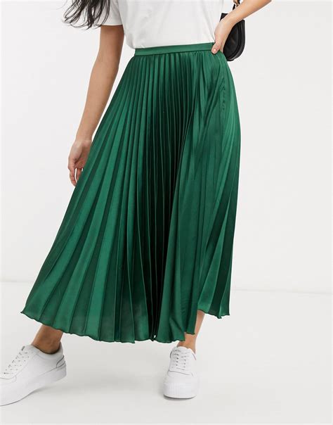 petite satin pleated midi skirt  forest green green pleated skirt outfit summer green skirt