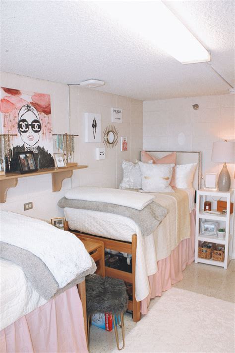 Tutwiler Dorm University Of Alabama Cozy Dorm Room Girls Dorm Room