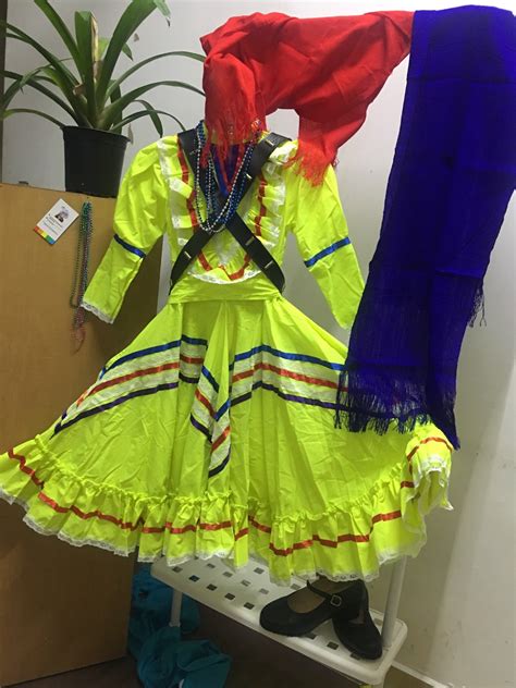Vestido Tipico Regional De Jalisco Vuelo Completo Niñas 480 00 En